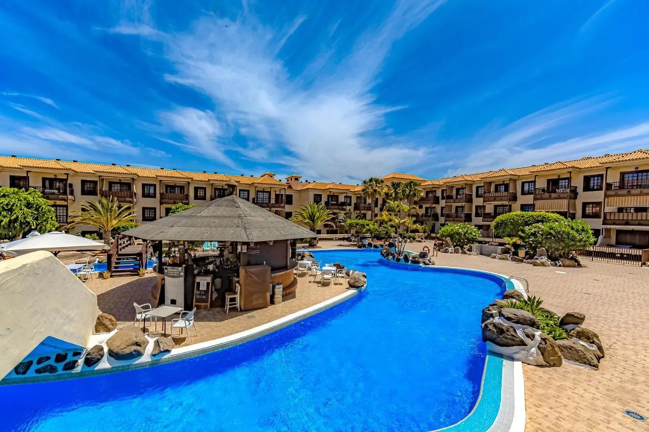 Atlantis 2 Apartment In Front Of The Ocean, Espectacular View, Pool And Wifi Costa Del Silencio