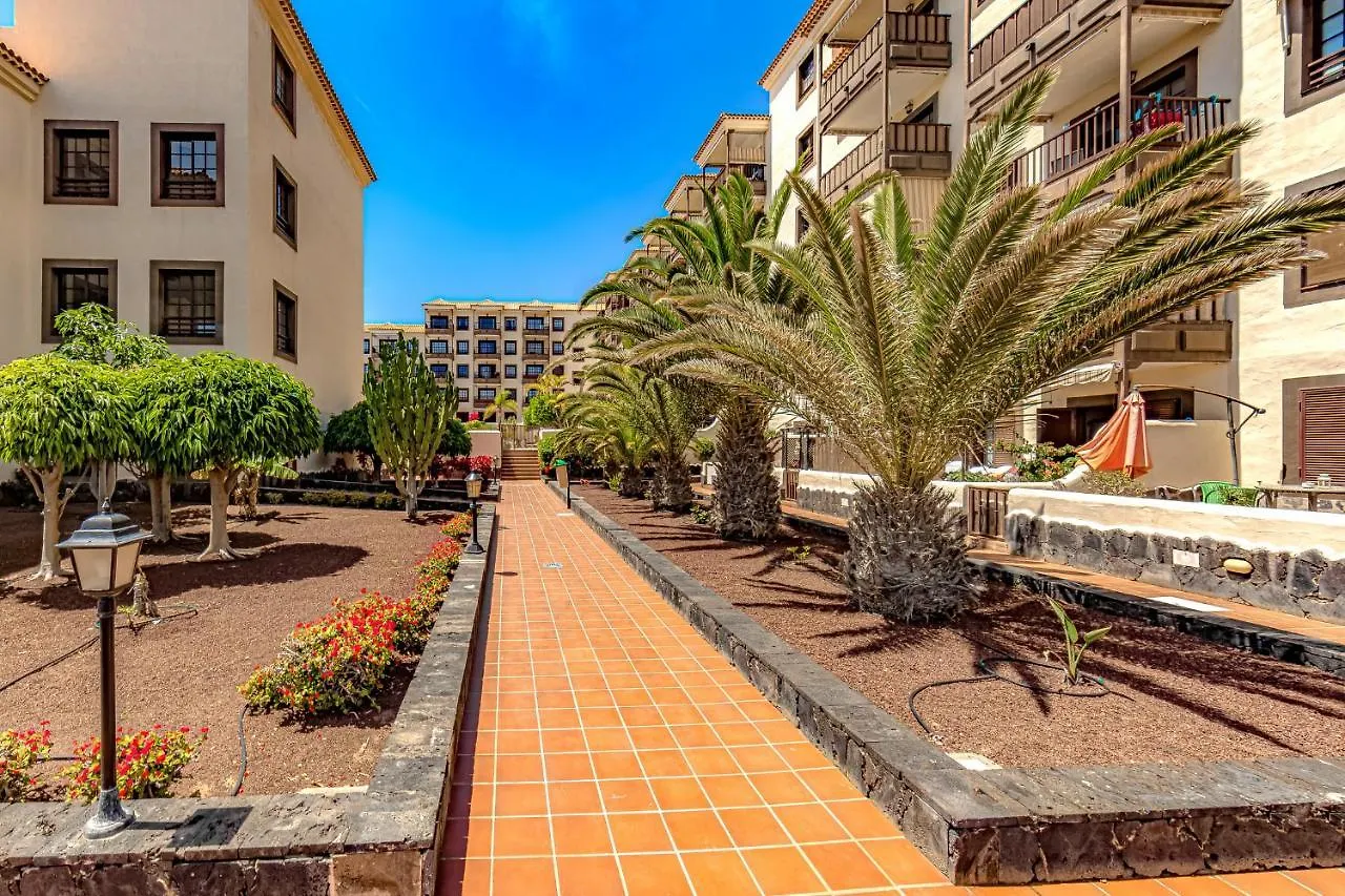 Atlantis 2 Apartment In Front Of The Ocean, Espectacular View, Pool And Wifi Costa del Silencio 0*,  Spanien