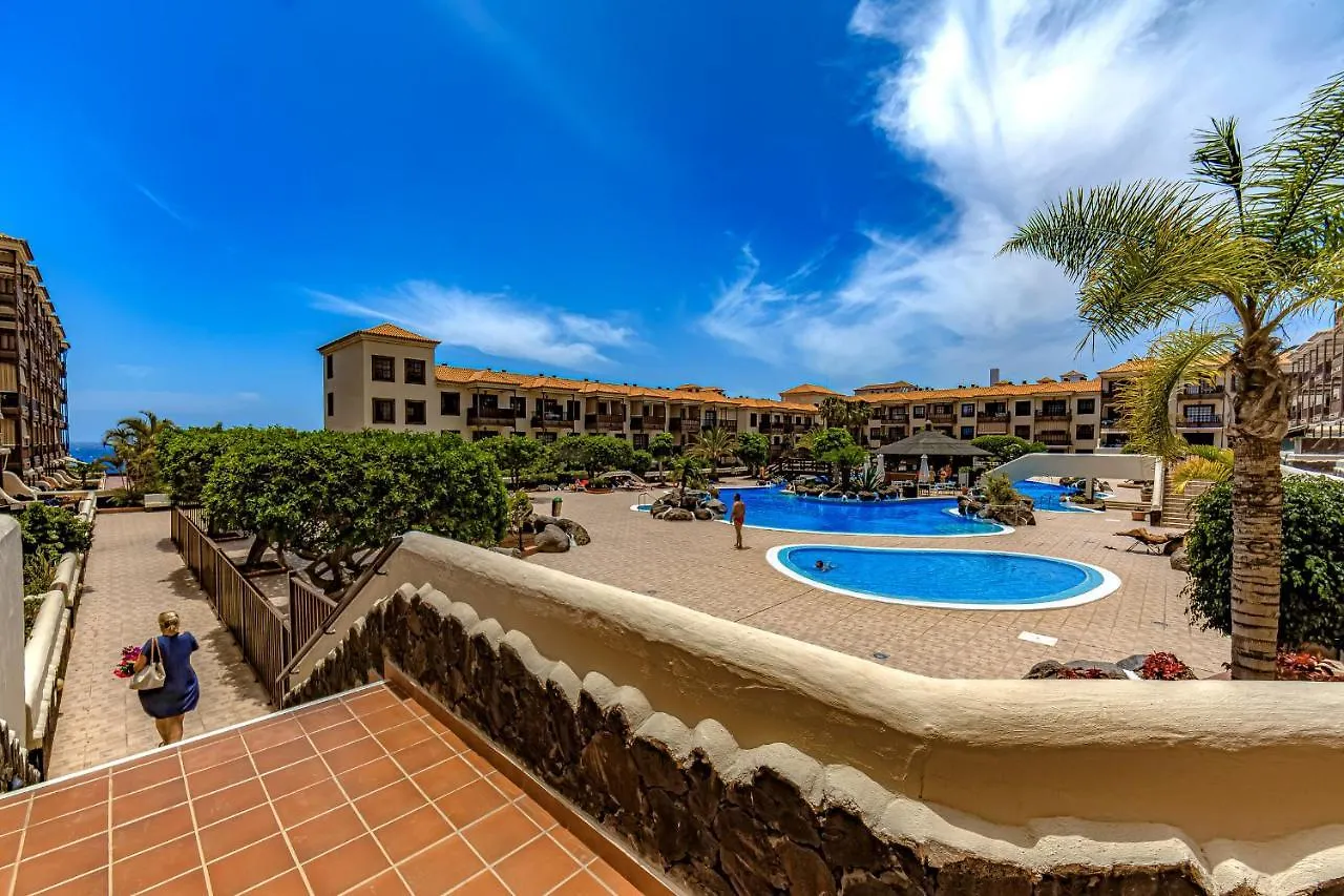 Atlantis 2 Apartment In Front Of The Ocean, Espectacular View, Pool And Wifi Costa Del Silencio