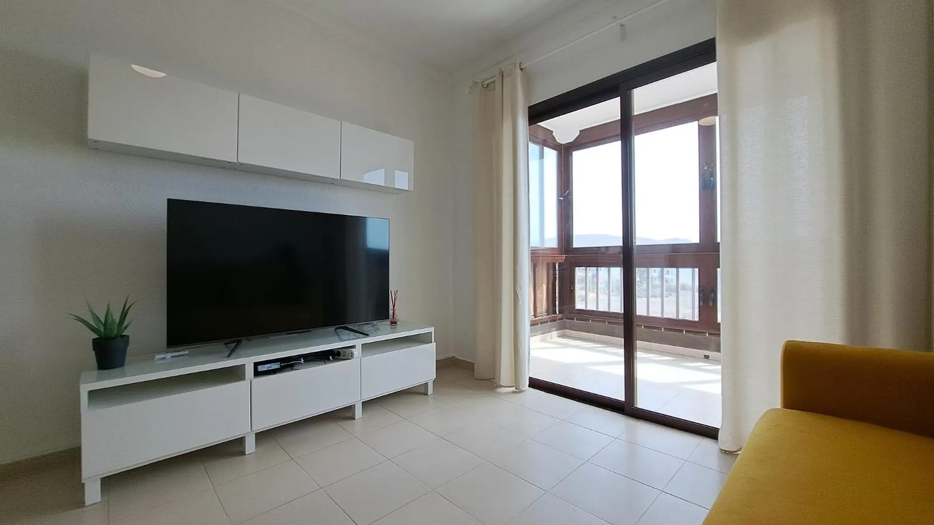 Atlantis 2 Apartment In Front Of The Ocean, Espectacular View, Pool And Wifi Costa del Silencio 0*,  Spanien
